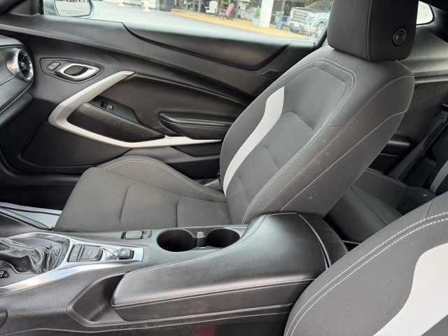 Certified 2022 Chevrolet Camaro LT image 11