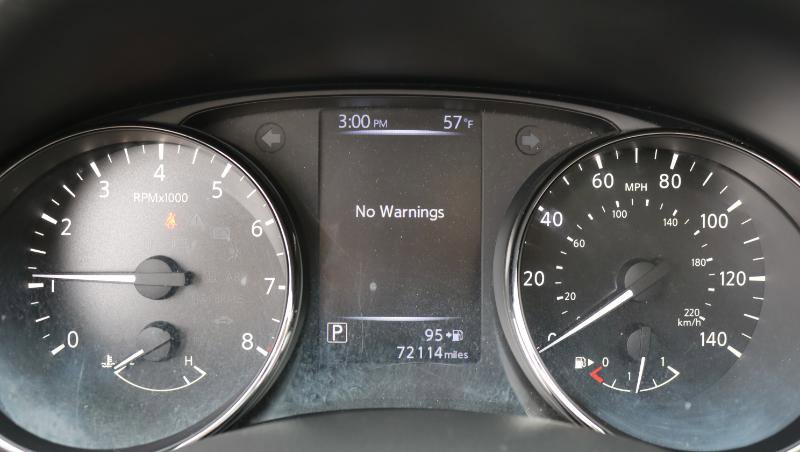 Used 2017 Nissan Rogue Sport SV w/ SV Premium Package image 13