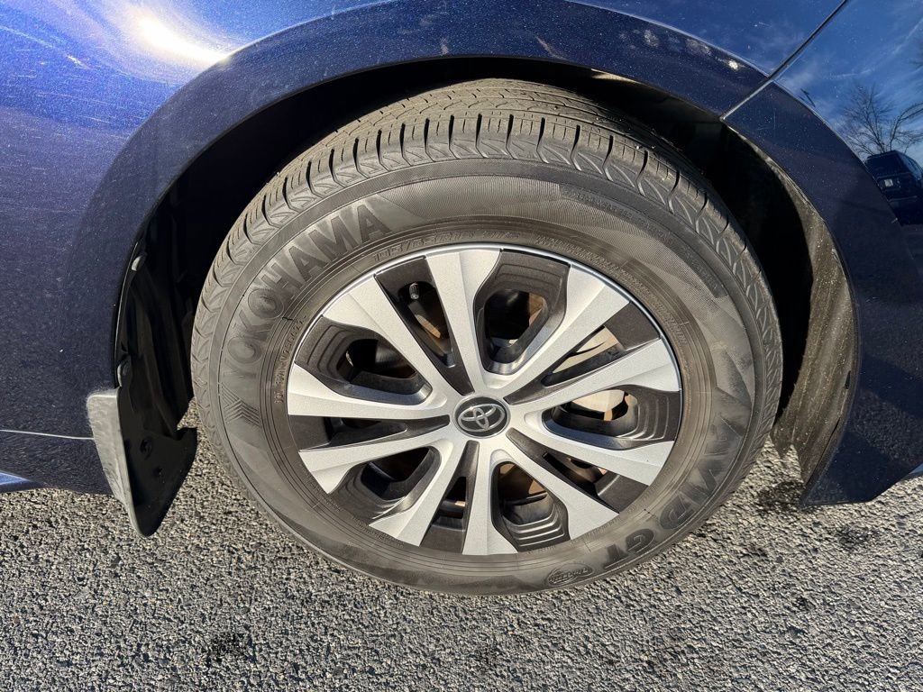 Used 2022 Toyota Corolla LE image 15