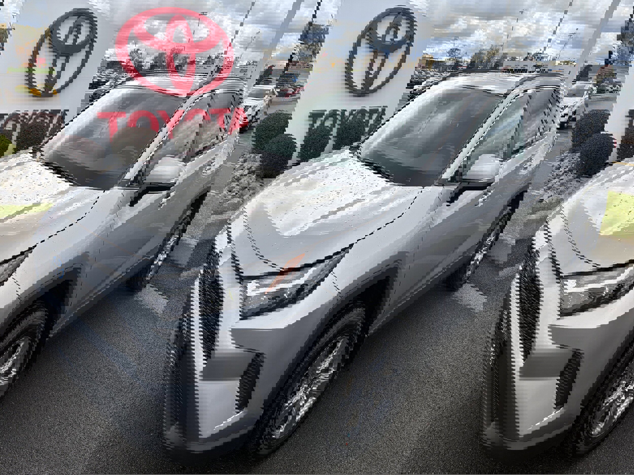 Certified 2022 Toyota RAV4 XLE w/ Convenience Package