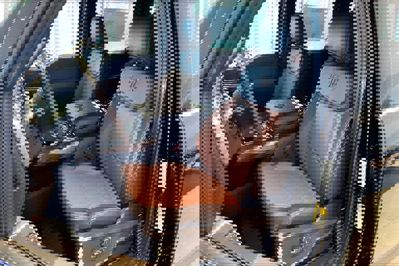 New 2026 Ford F150 King Ranch w/ Equipment Group 601A High image 8