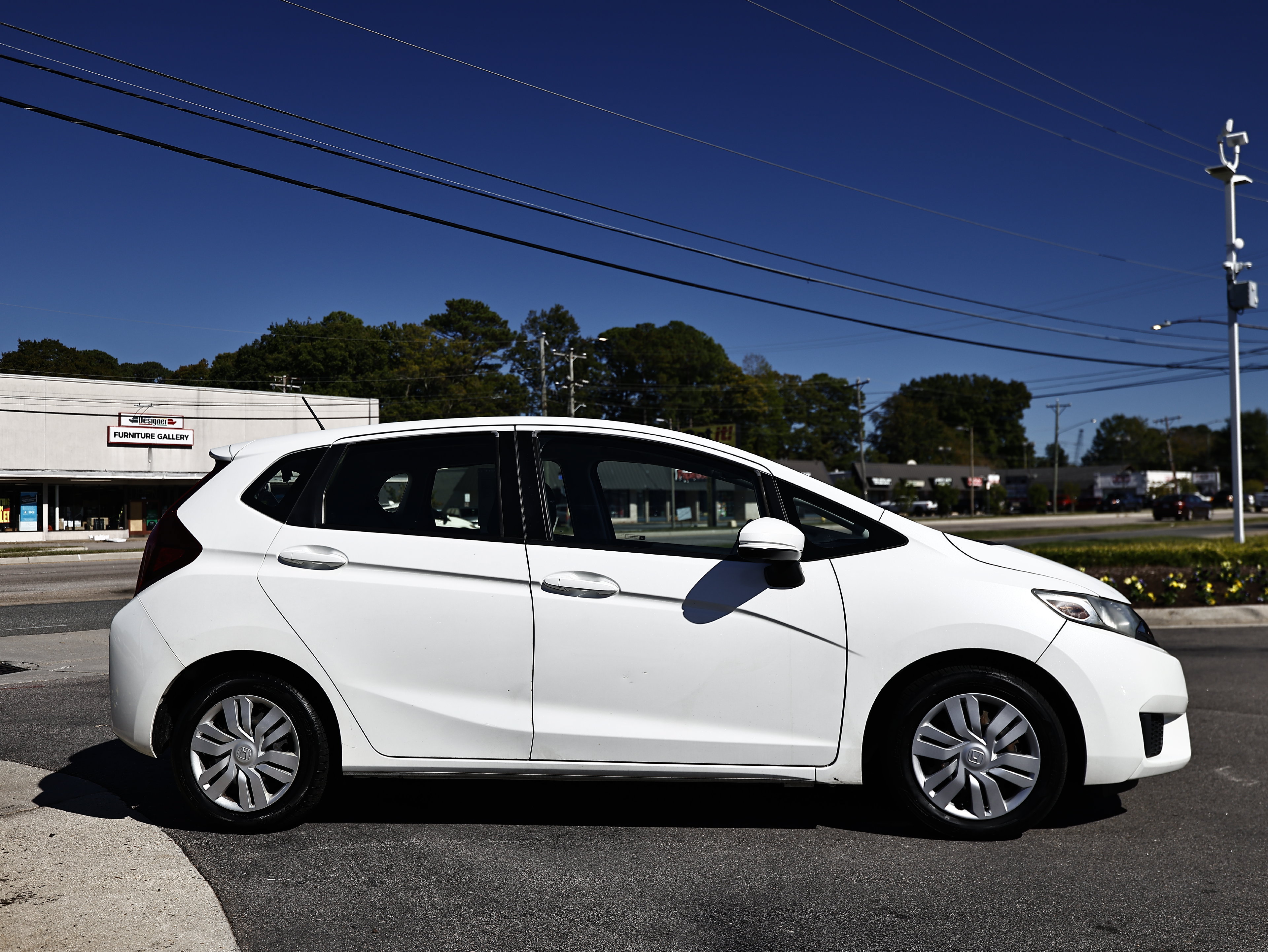 Used 2017 Honda Fit LX image 6