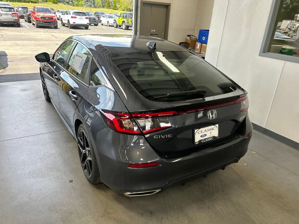 Used 2022 Honda Civic Sport Touring image 7