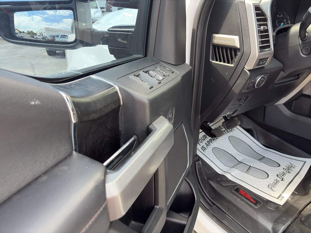 Used 2018 Ford F350 Platinum w/ Platinum Ultimate Package AWD/4WD image 11