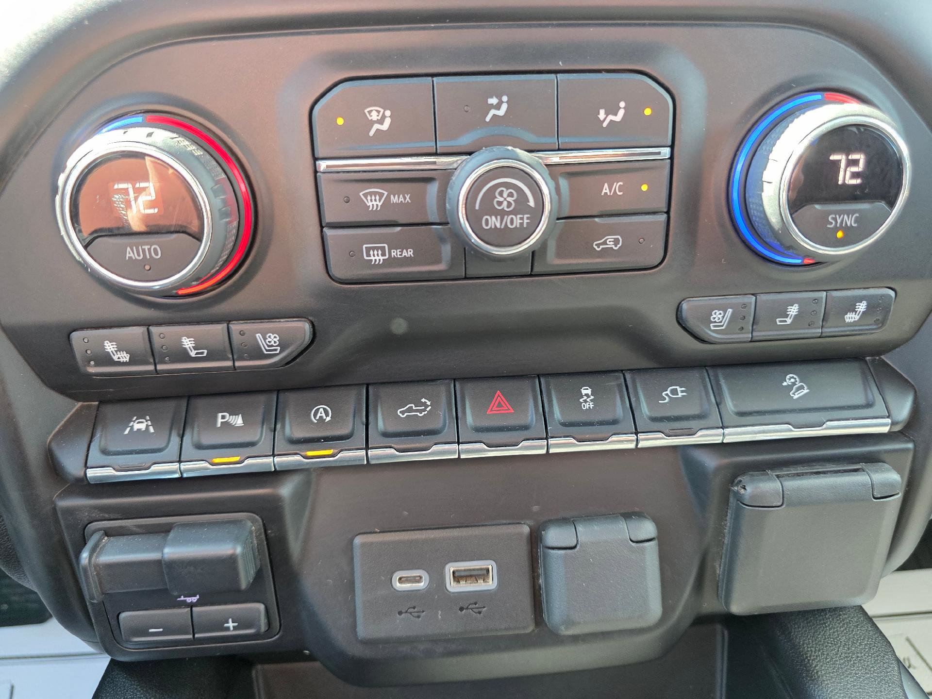 Used 2021 Chevrolet Silverado 1500 LTZ image 17