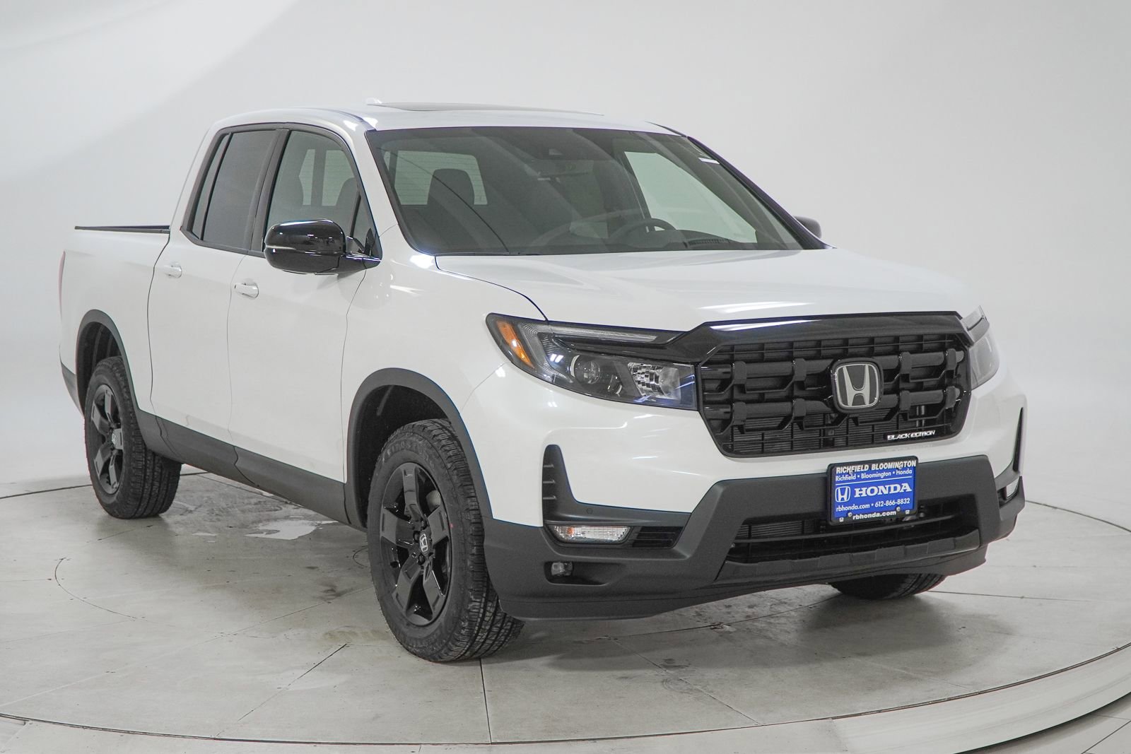New 2026 Honda Ridgeline Black Edition image 17