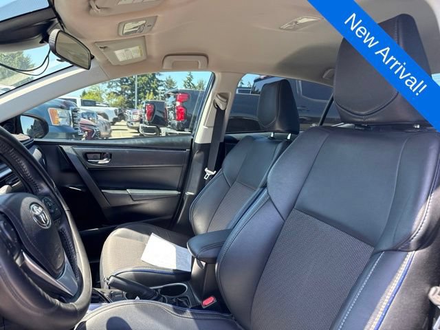 Used 2018 Toyota Corolla SE FWD image 11
