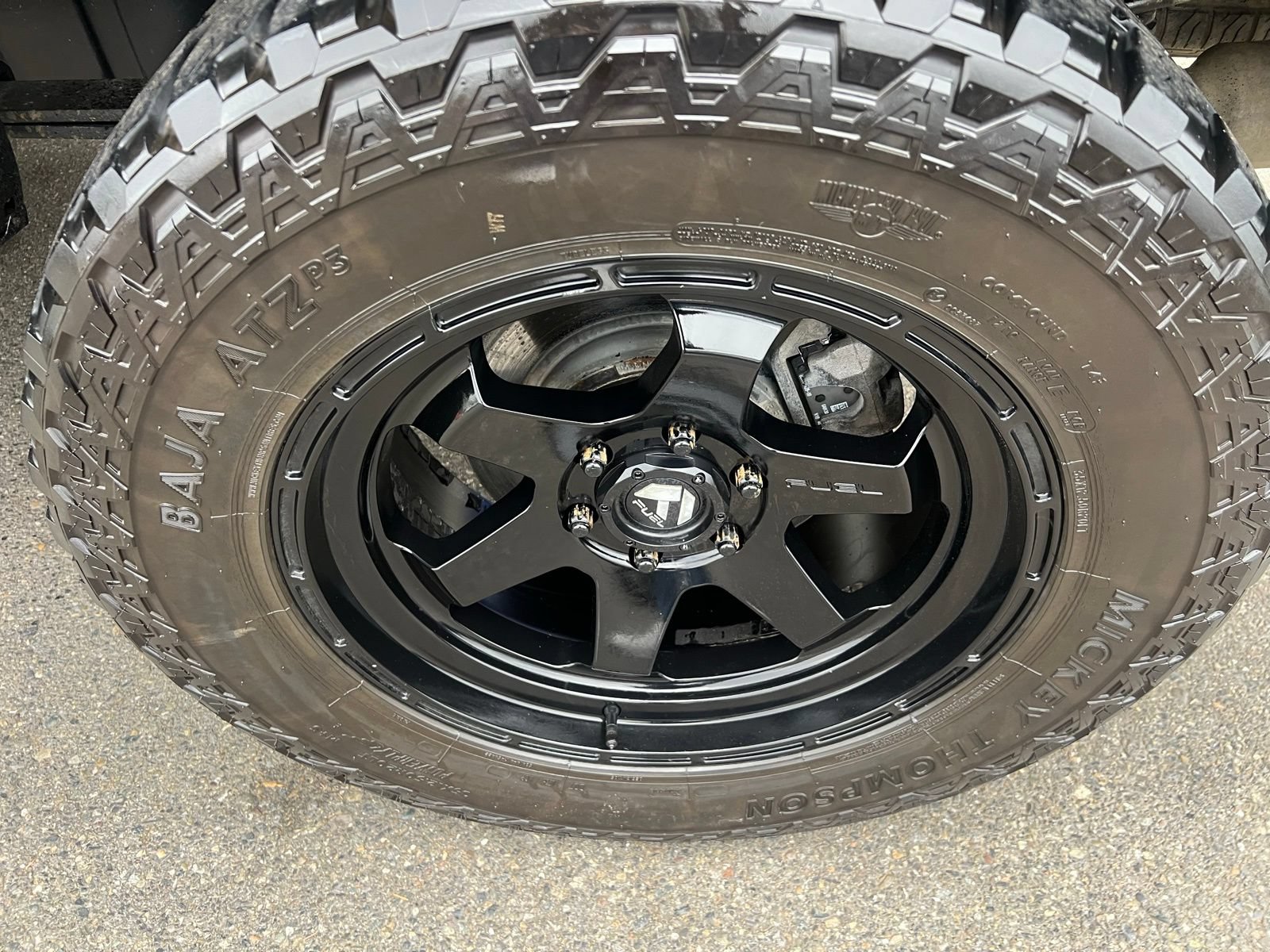 Used 2019 Chevrolet Silverado 1500 LTZ w/ LTZ Convenience Package AWD/4WD image 15