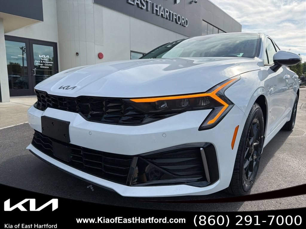 New 2026 Kia K5 LXS FWD image 3