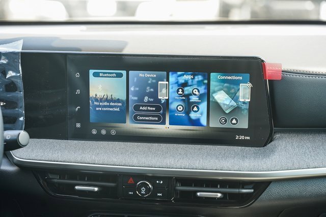 New 2026 Nissan Kicks SV image 15