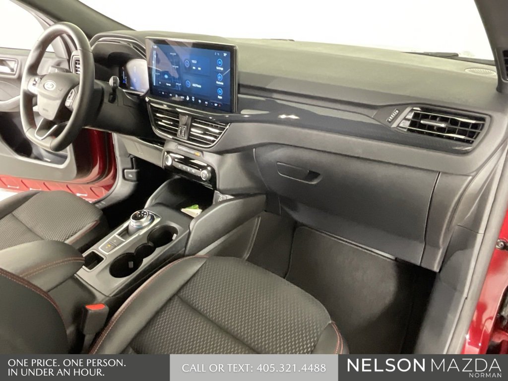 Used 2024 Ford Escape ST-Line w/ Tech Pack #1 image 30