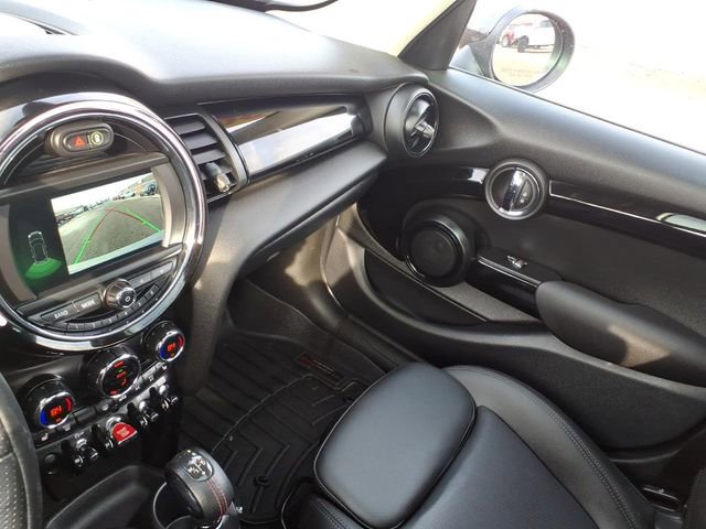 Used 2019 MINI Cooper S image 21