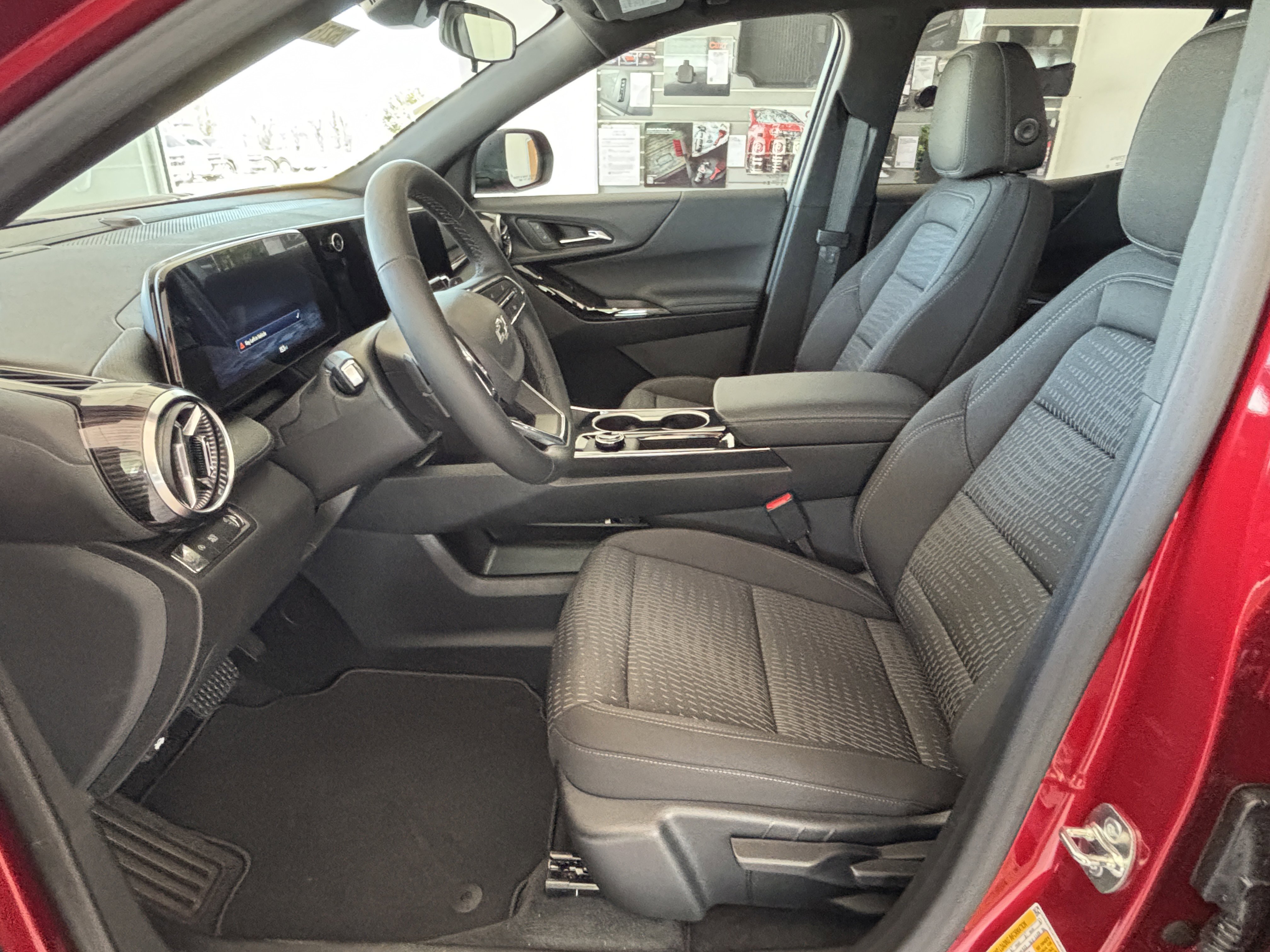 New 2026 Chevrolet Equinox LT w/ Midnight Edition FWD image 8