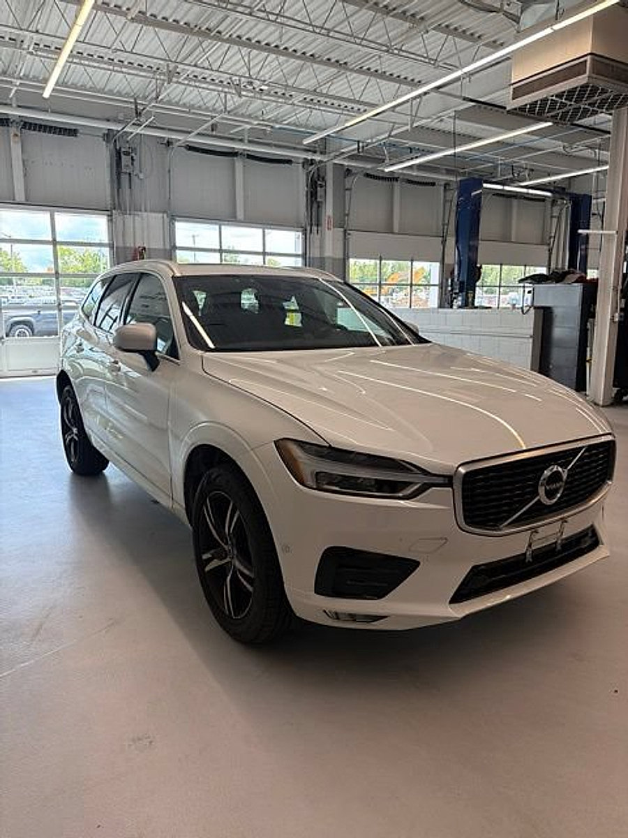 Used 2018 Volvo XC60 T6 R-Design w/ Convenience Package AWD/4WD image 2