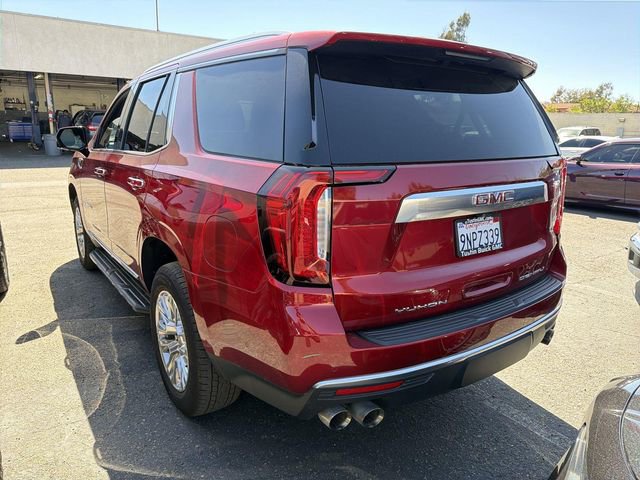 Used 2024 GMC Yukon Denali w/ Advanced Technology Package AWD/4WD image 4