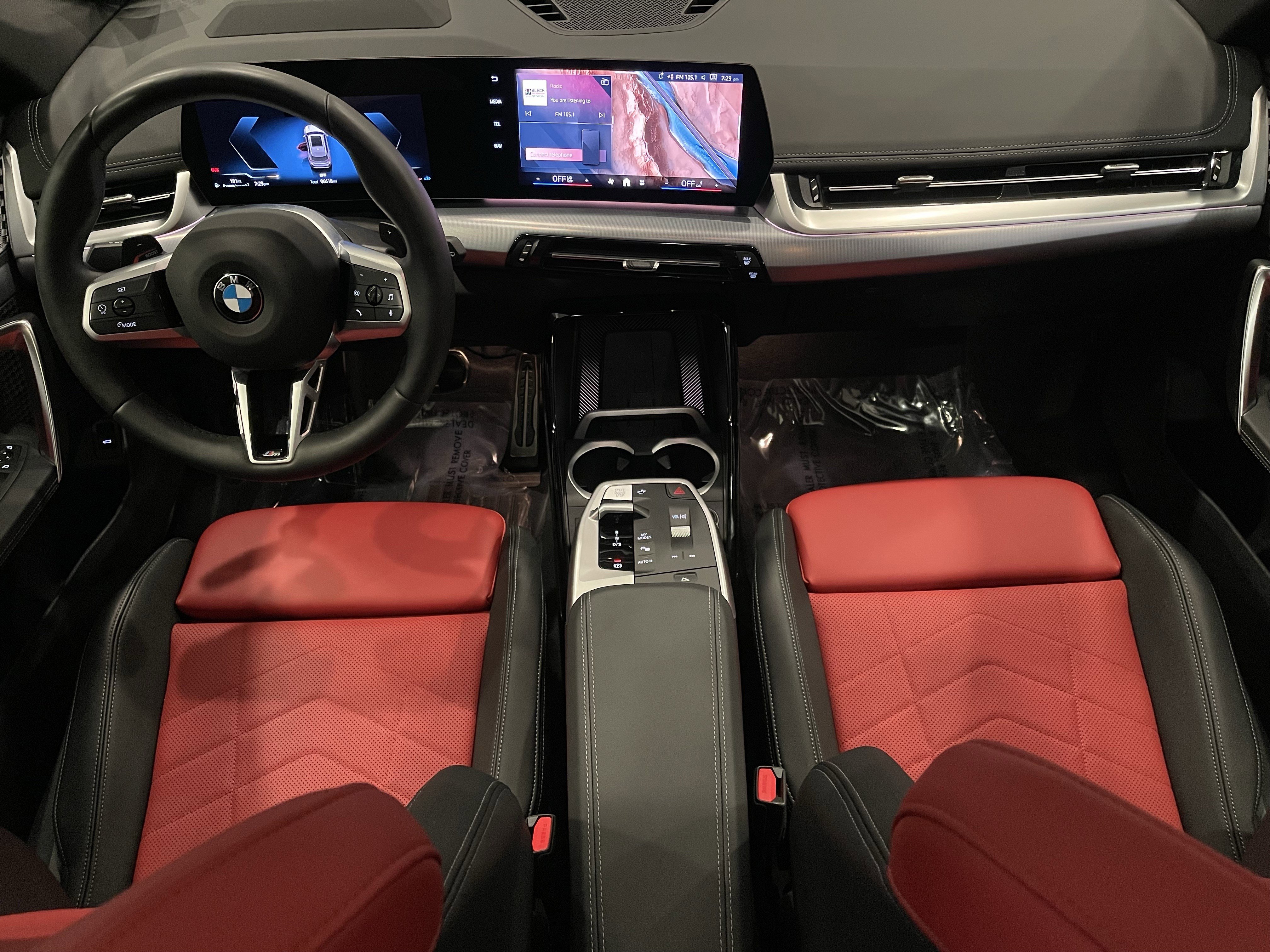 Used 2025 BMW X1 xDrive28i w/ Premium Package image 16