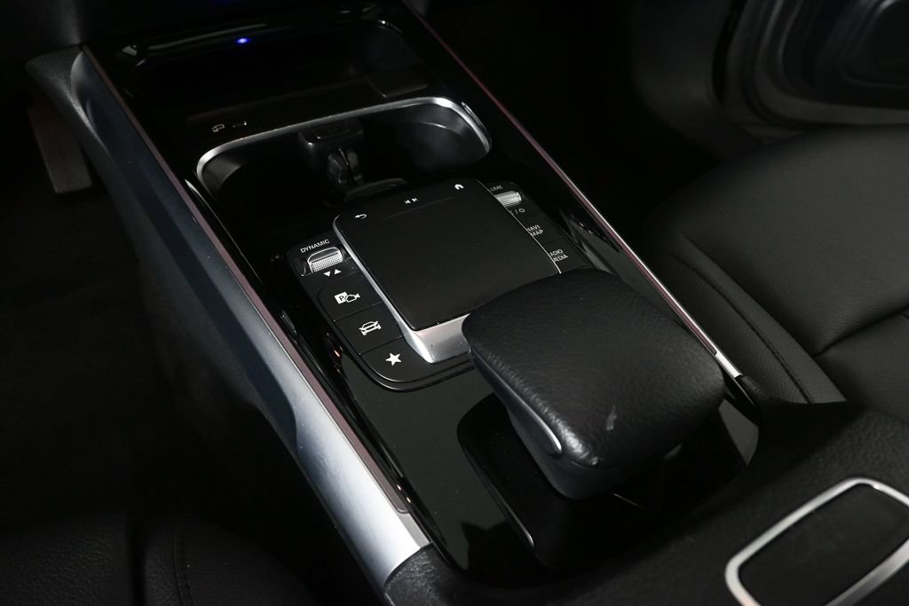 Used 2022 Mercedes-Benz GLB 250 4MATIC image 15