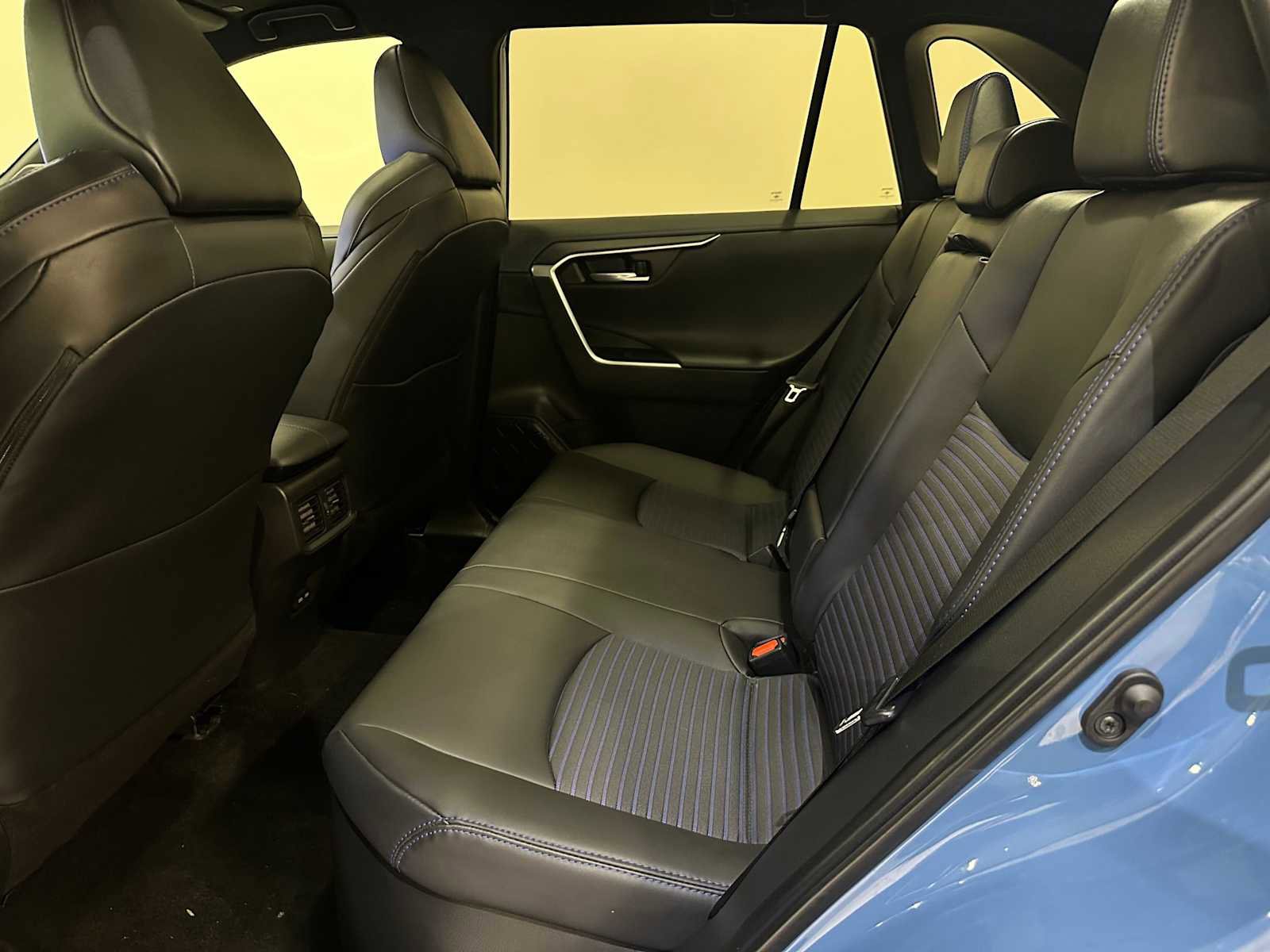 Certified 2025 Toyota RAV4 XSE image 25