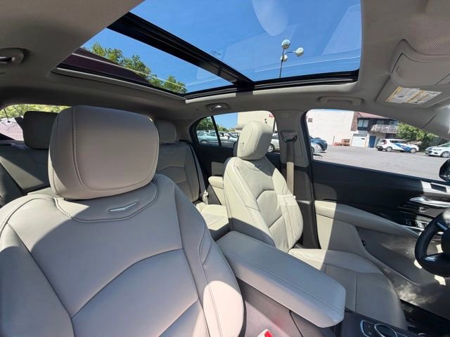 Used 2022 Cadillac XT4 Premium Luxury w/ Enhanced Visibility Package AWD/4WD image 26