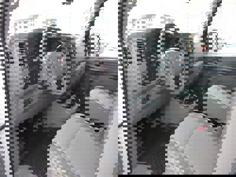 Used 2016 Nissan NV 3500 S image 14