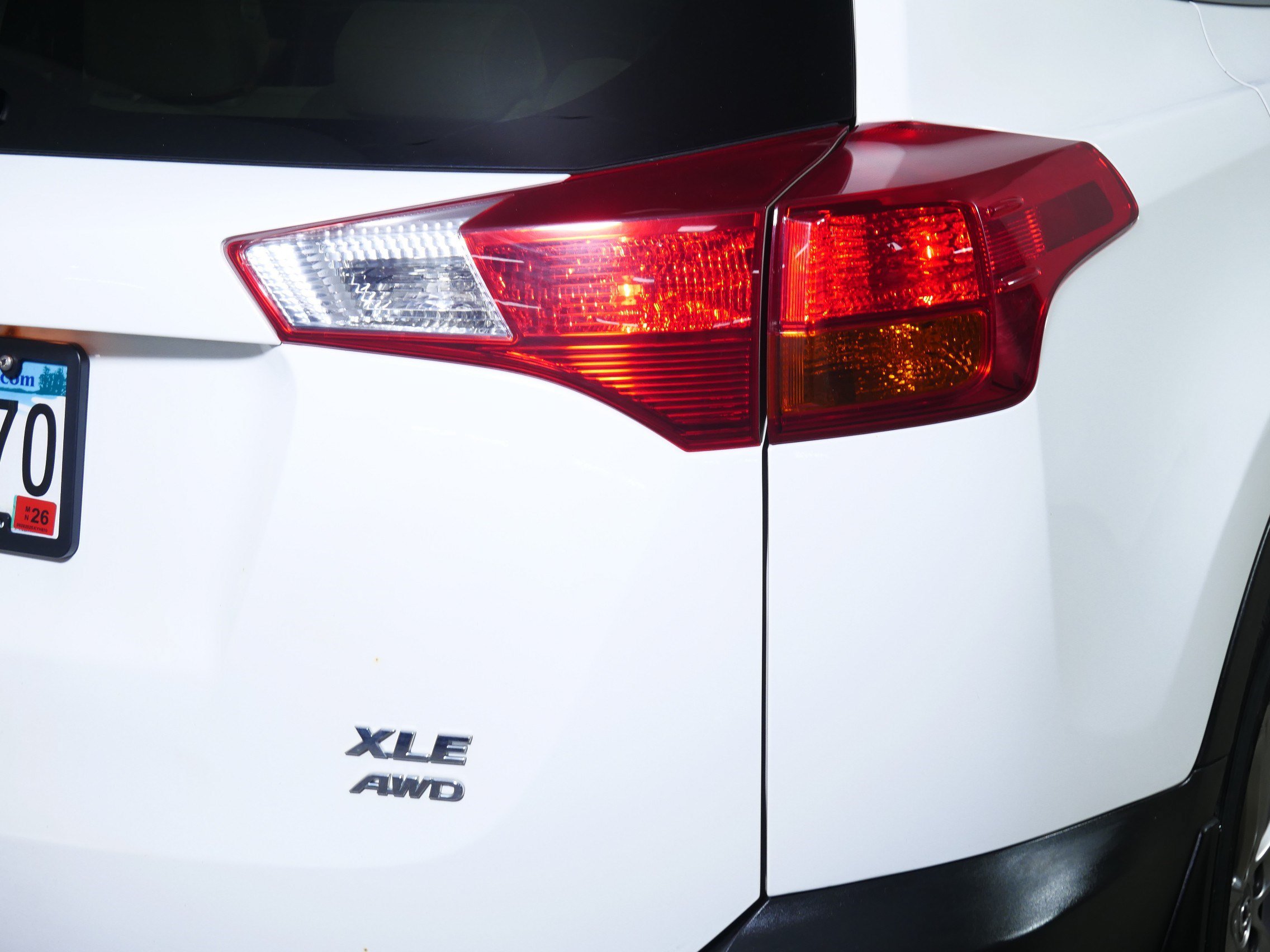 Used 2015 Toyota RAV4 XLE AWD/4WD image 17