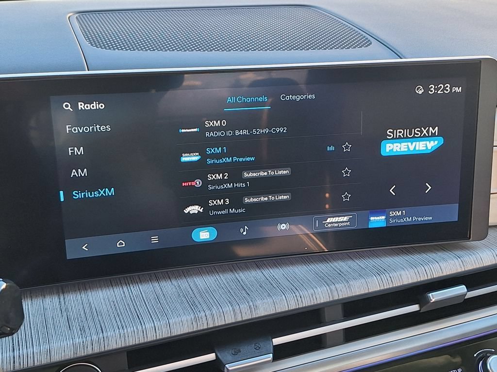 New 2025 Hyundai Santa Fe Calligraphy AWD/4WD image 22