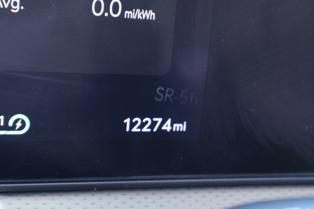 Used 2023 Genesis GV60 Advanced image 23