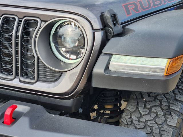 Used 2025 Jeep Wrangler Unlimited Rubicon AWD/4WD image 16