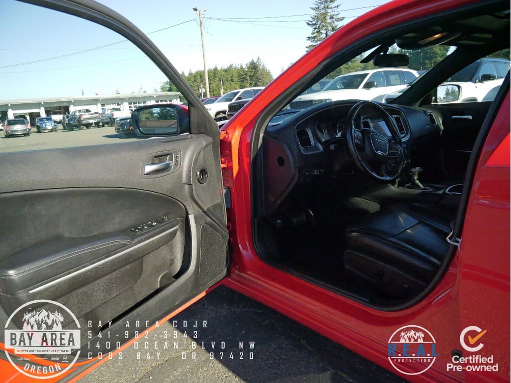 Used 2022 Dodge Charger SXT w/ Leather Interior Group image 9