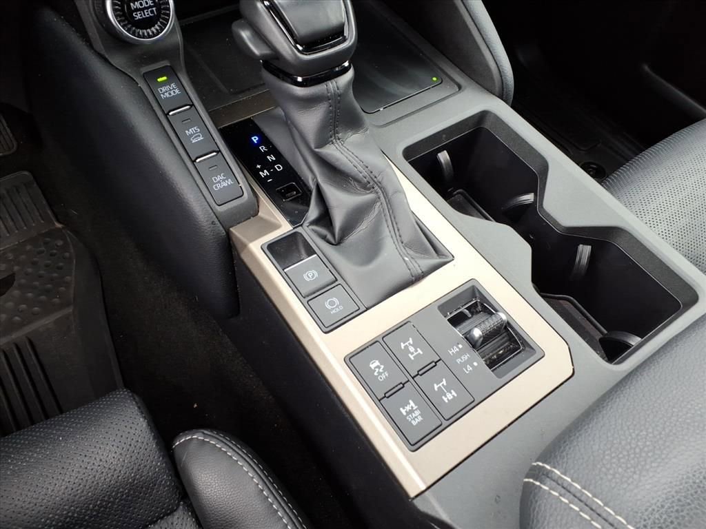 Certified 2024 Toyota Land Cruiser image 23