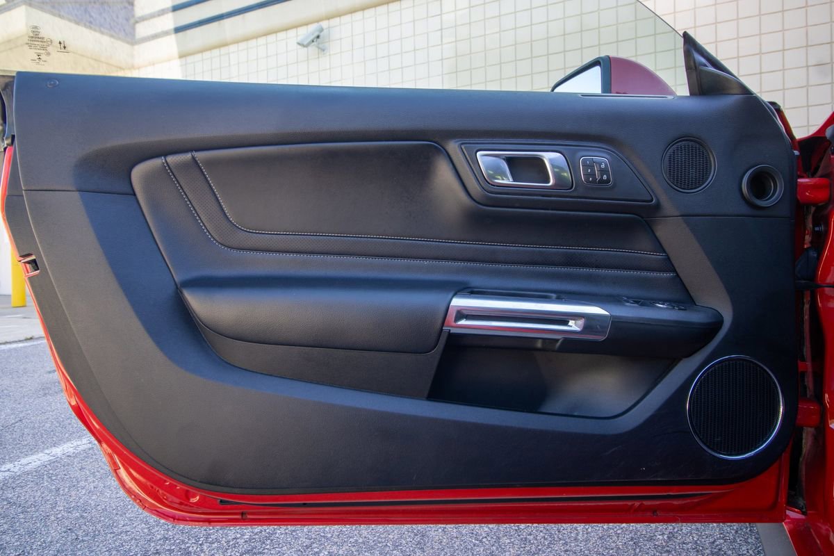 Used 2020 Ford Mustang GT Premium w/ GT Performance Package RWD image 11