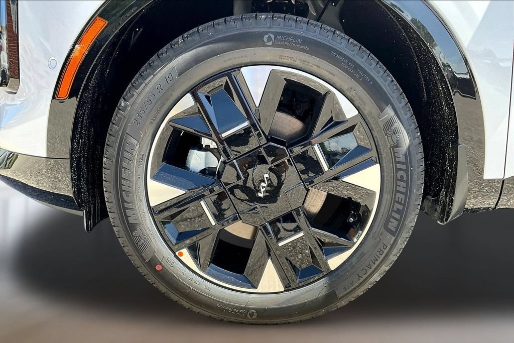 New 2026 Kia Sportage SX AWD/4WD image 13
