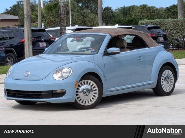 Used 2014 Volkswagen Beetle 2.5