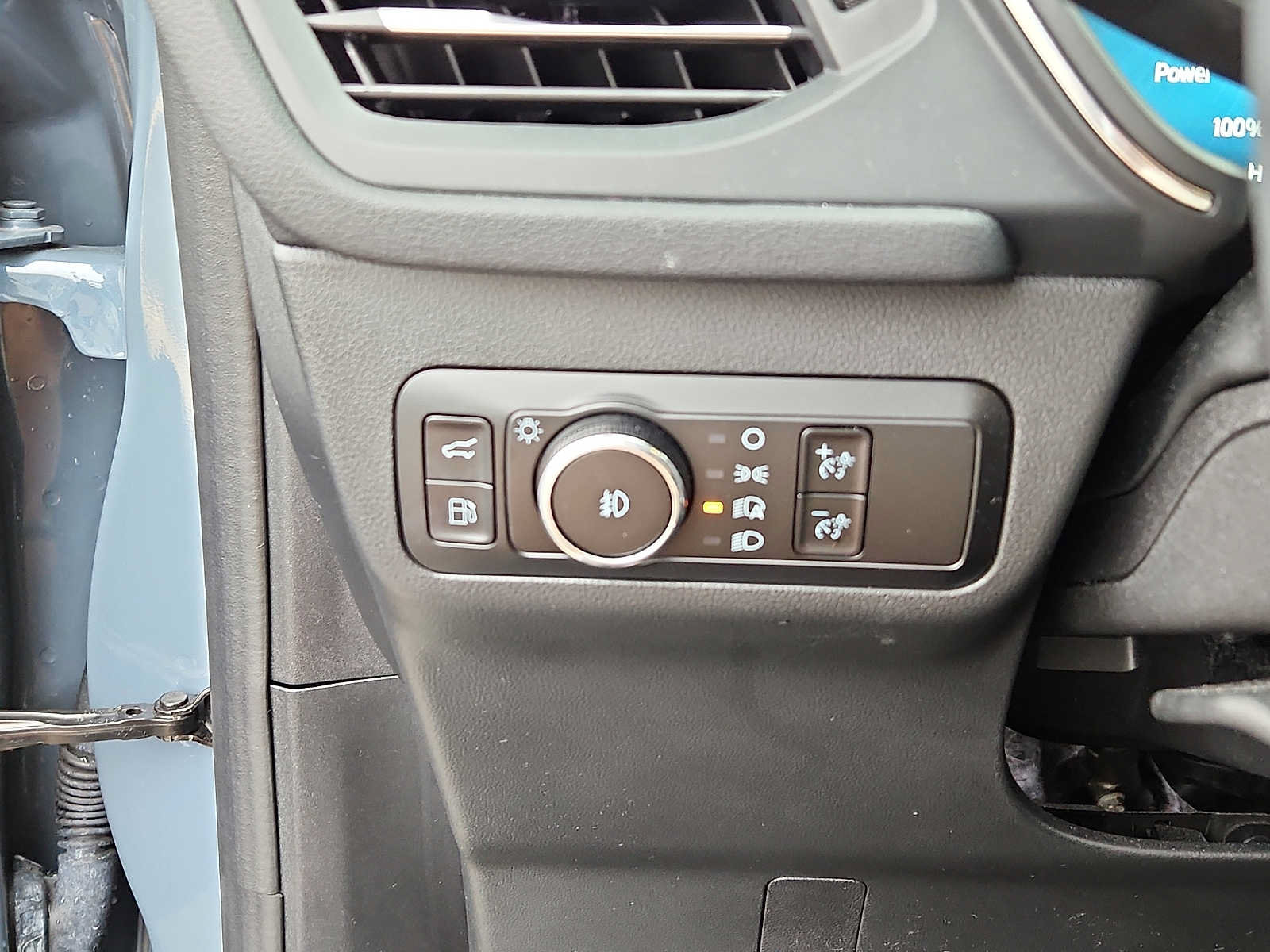 Used 2023 Ford Escape Platinum w/ Premium Technology Package AWD/4WD image 25