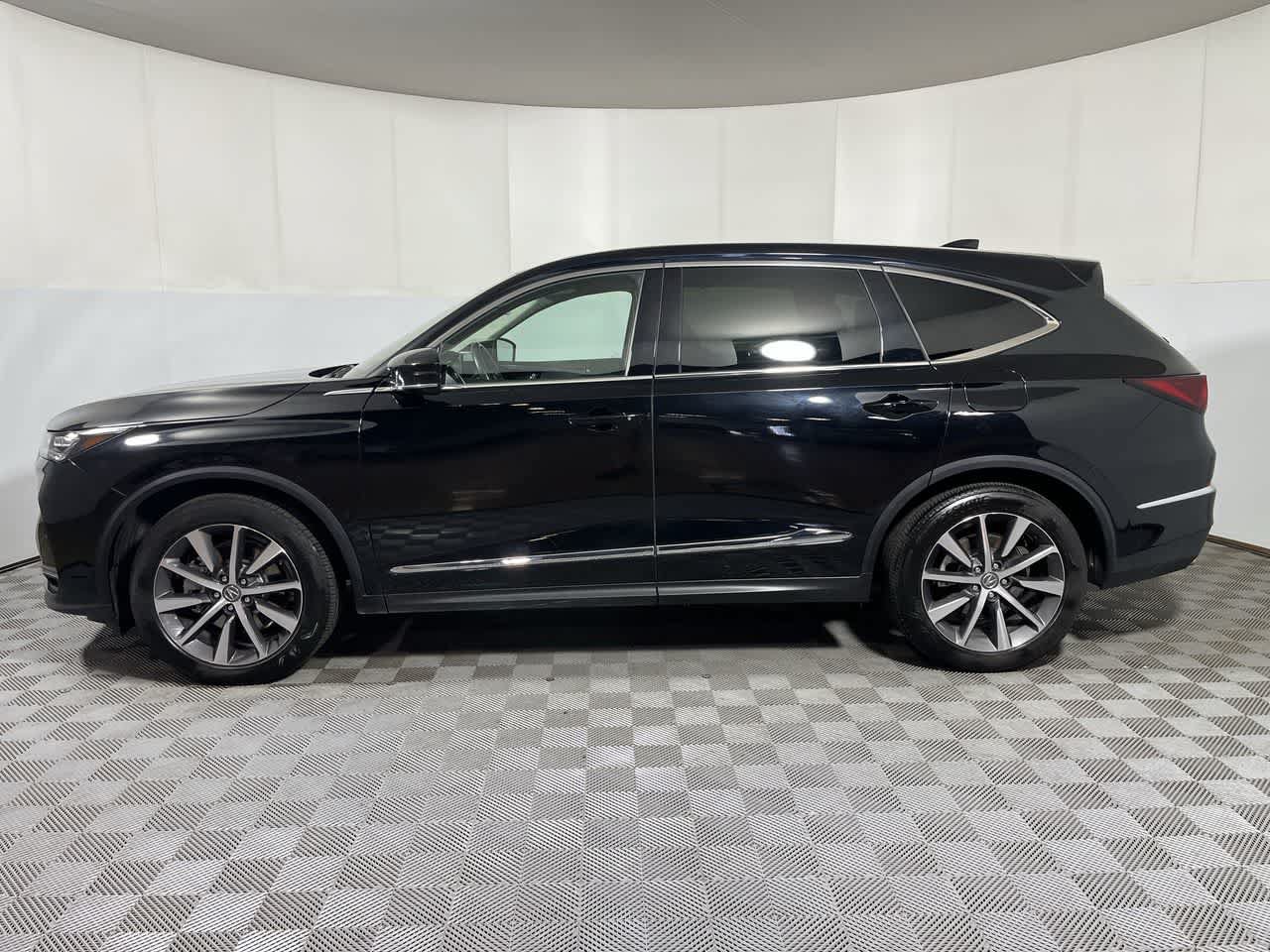 Certified 2025 Acura MDX SH-AWD w/ Technology Package image 5