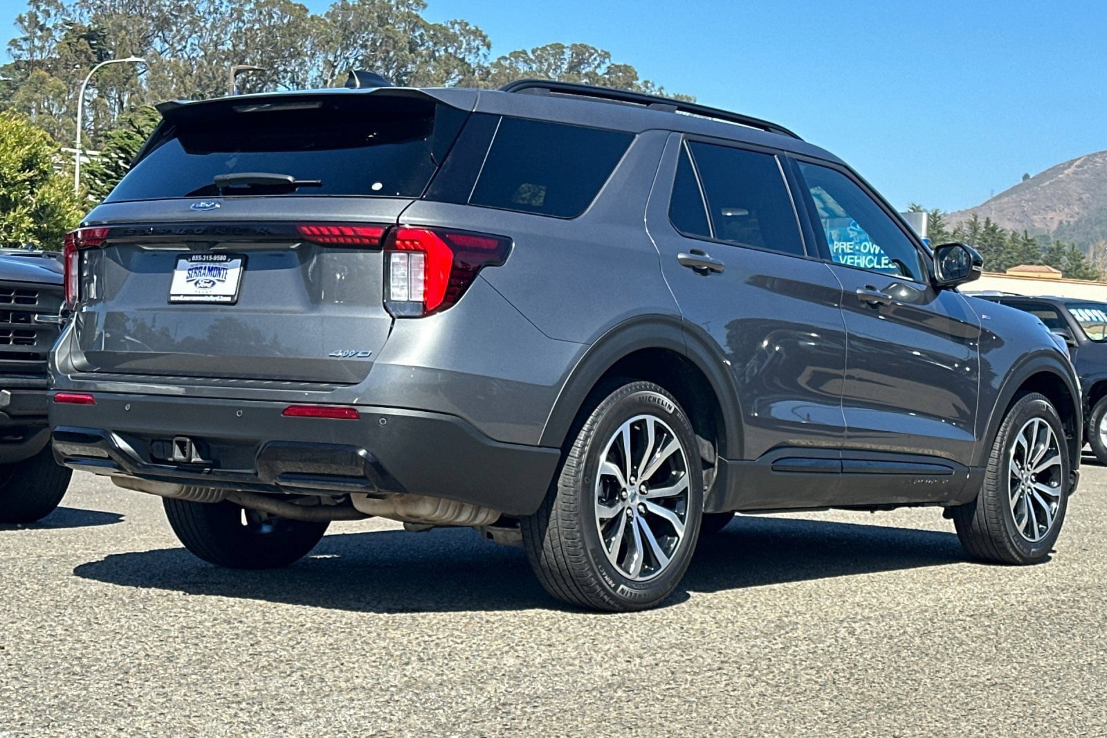 Certified 2025 Ford Explorer ST-Line AWD/4WD image 6