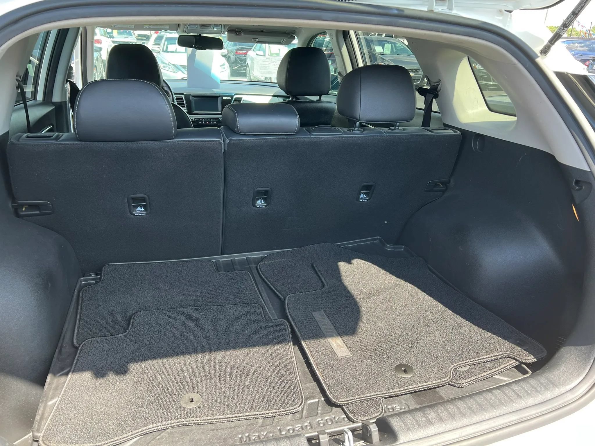 Used 2019 Kia Niro EX FWD image 7