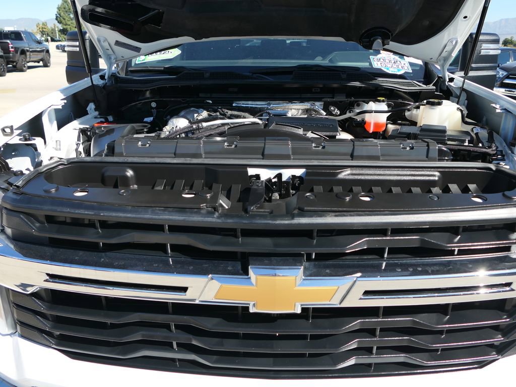 Used 2024 Chevrolet Silverado 2500 LT image 27