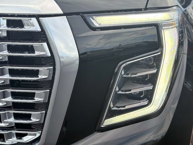 New 2026 GMC Yukon Denali w/ Denali Reserve Package AWD/4WD image 9