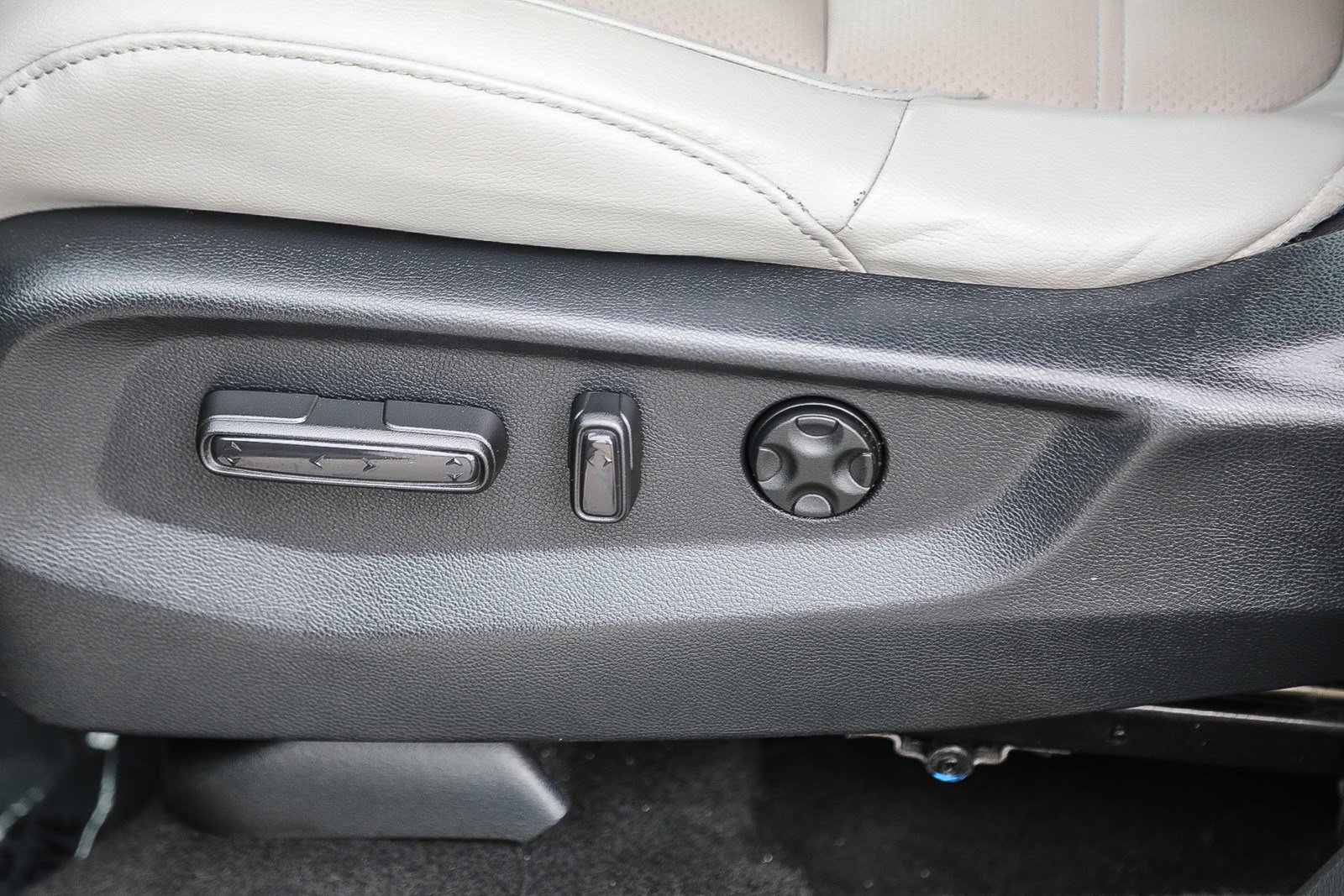 Used 2017 Honda CR-V EX-L image 19