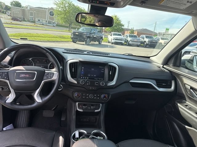 Used 2024 GMC Terrain SLT AWD/4WD image 31