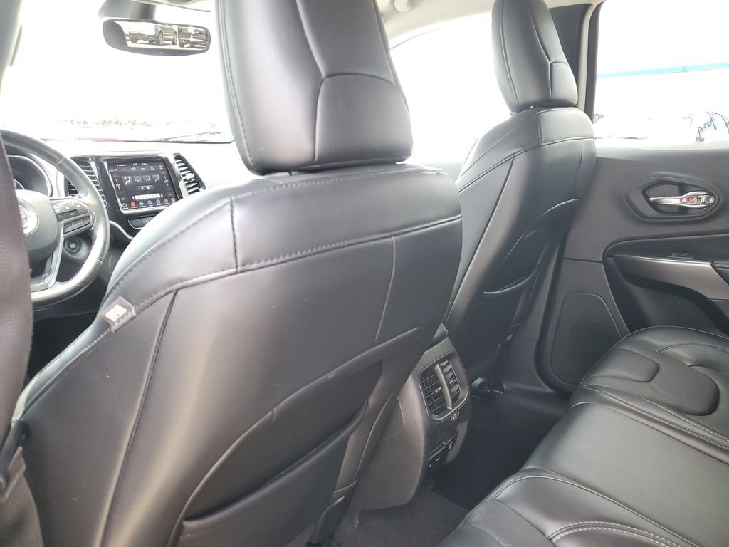 Used 2020 Jeep Cherokee Limited AWD/4WD image 28