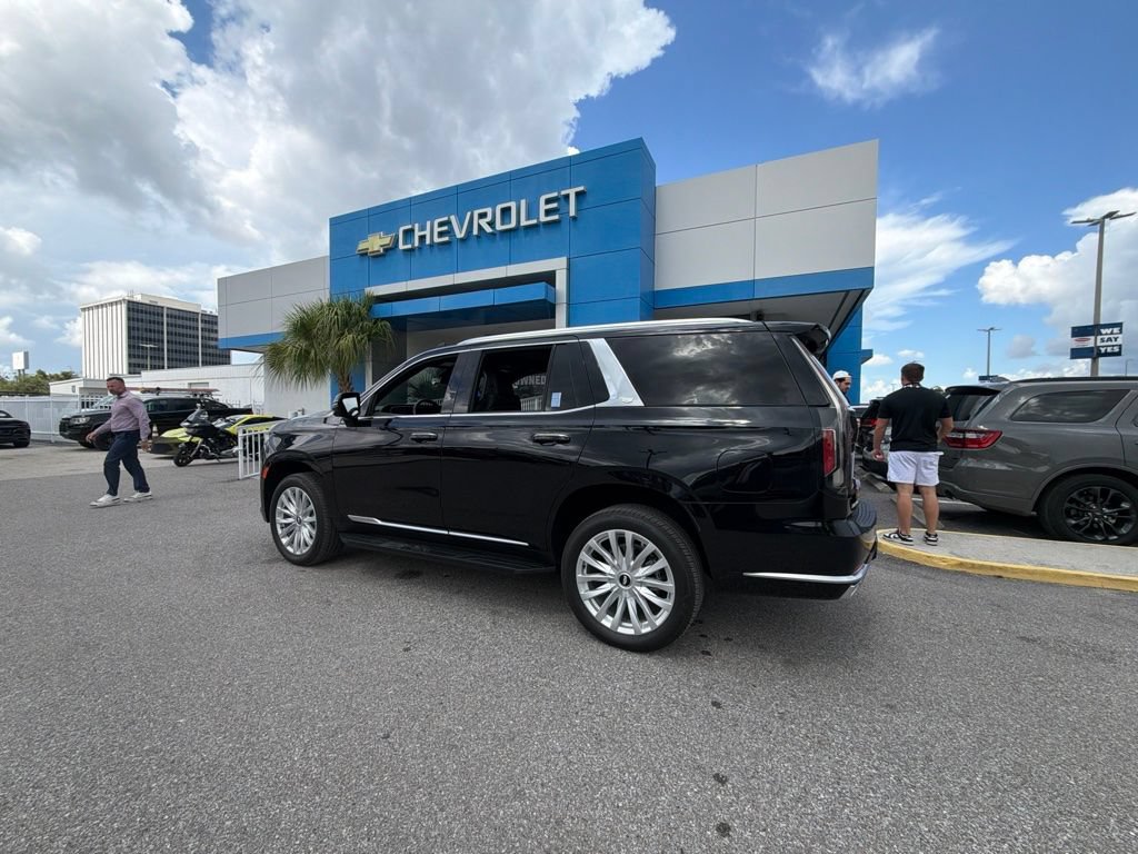 Used 2024 Cadillac Escalade Luxury RWD image 13