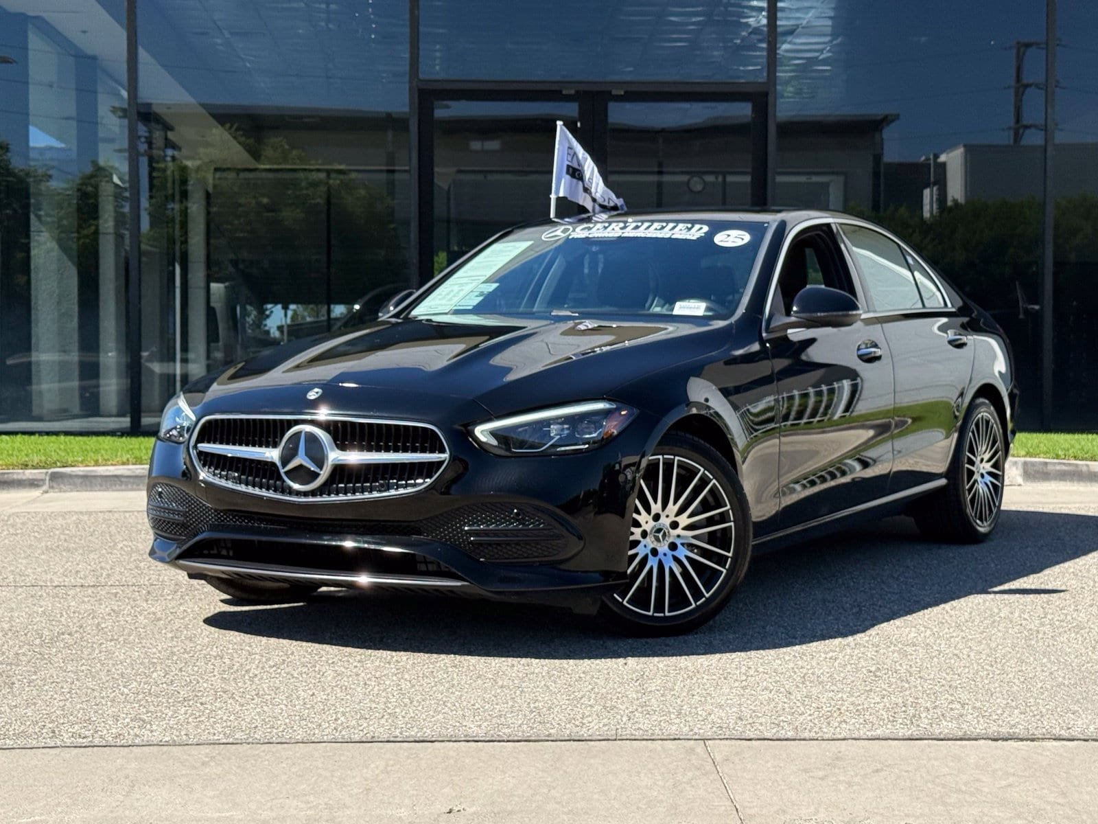 Used 2025 Mercedes-Benz C 300 Sedan image 2