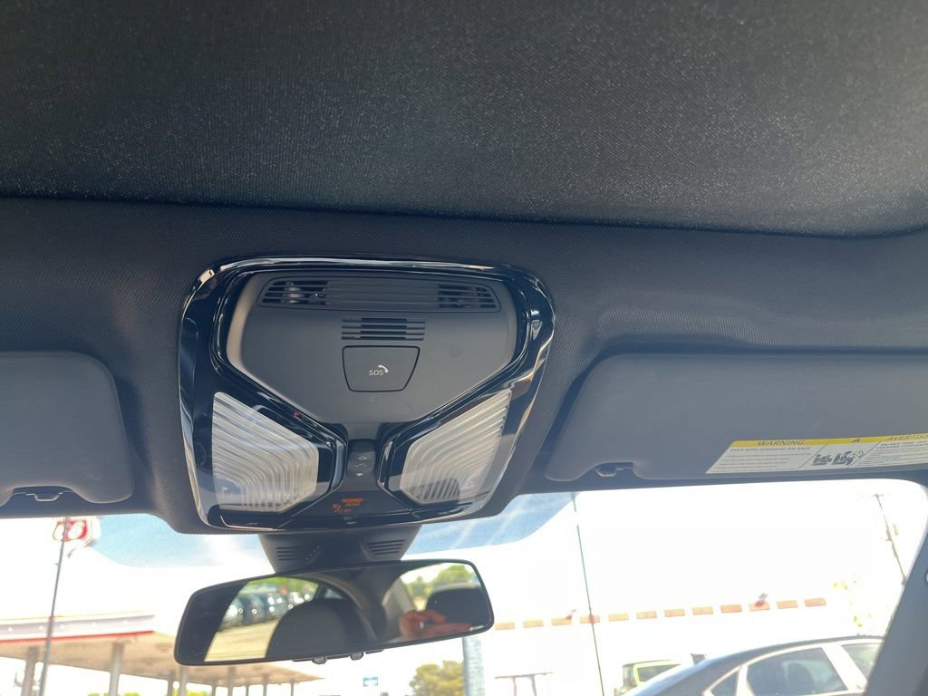 Used 2020 BMW 330i Sedan w/ Driving Assistance Package RWD image 16