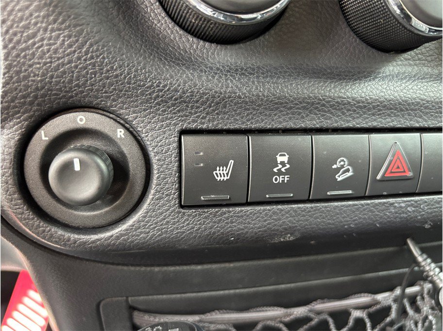 Used 2016 Jeep Wrangler Unlimited Rubicon Hard Rock AWD/4WD image 25