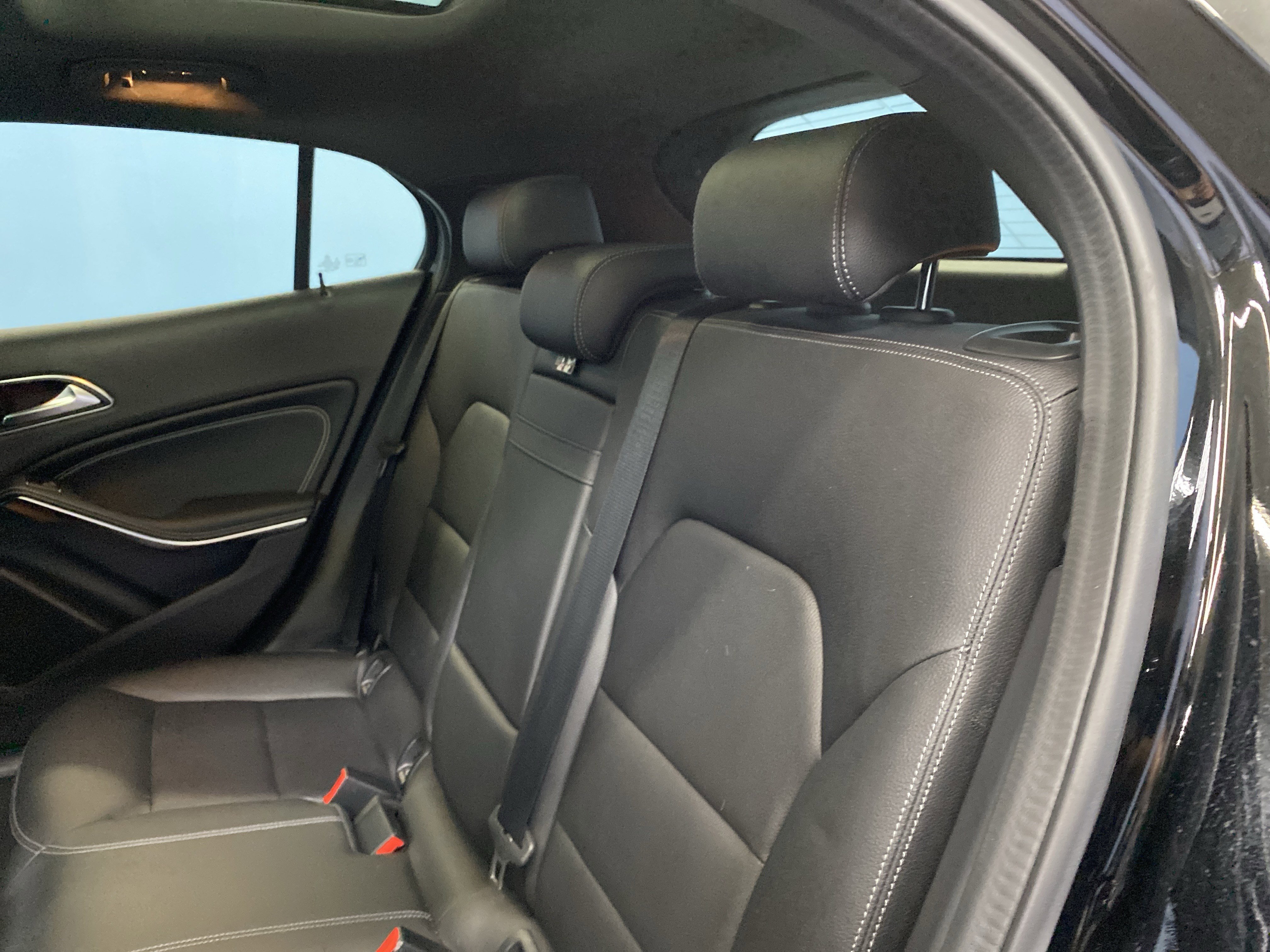 Used 2018 Mercedes-Benz GLA 250 4MATIC image 24