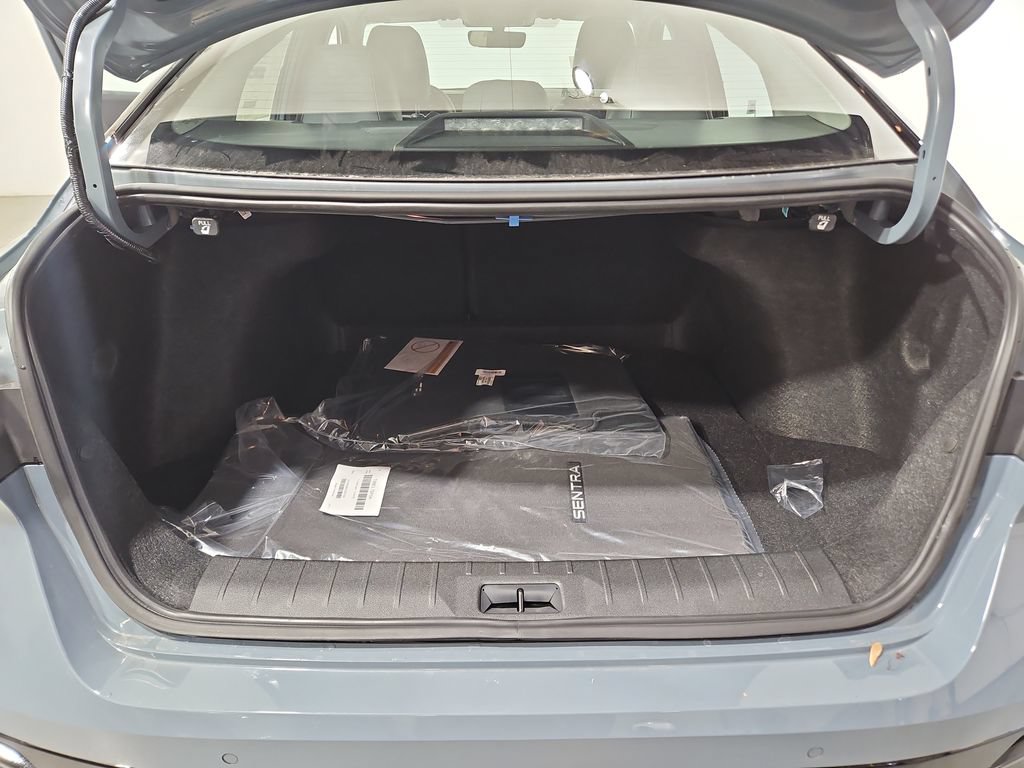 New 2026 Nissan Sentra SR w/ SR Premium Package FWD image 22