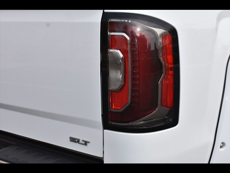 Used 2018 GMC Sierra 1500 SLT AWD/4WD image 52