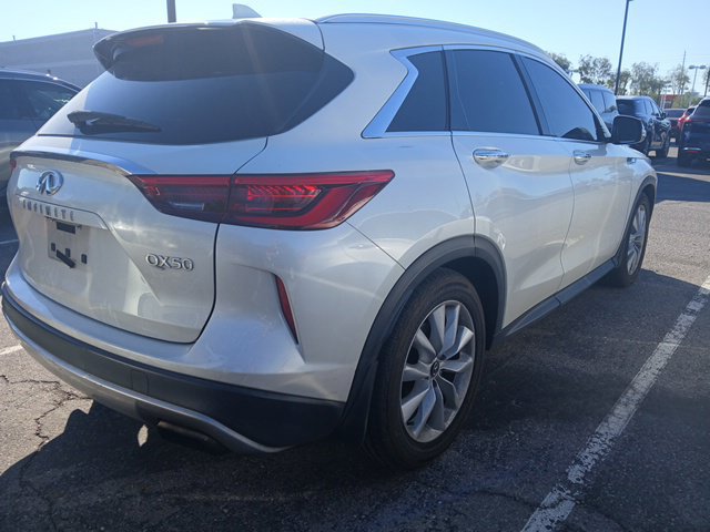 Used 2019 INFINITI QX50 Luxe w/ Cargo Package FWD image 4